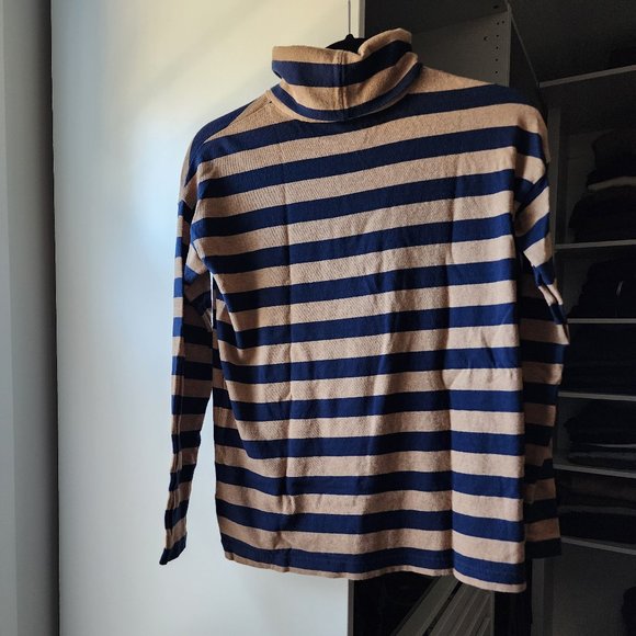 J. CREW Blue and Beige Striped Turtleneck sz M - Picture 2 of 6